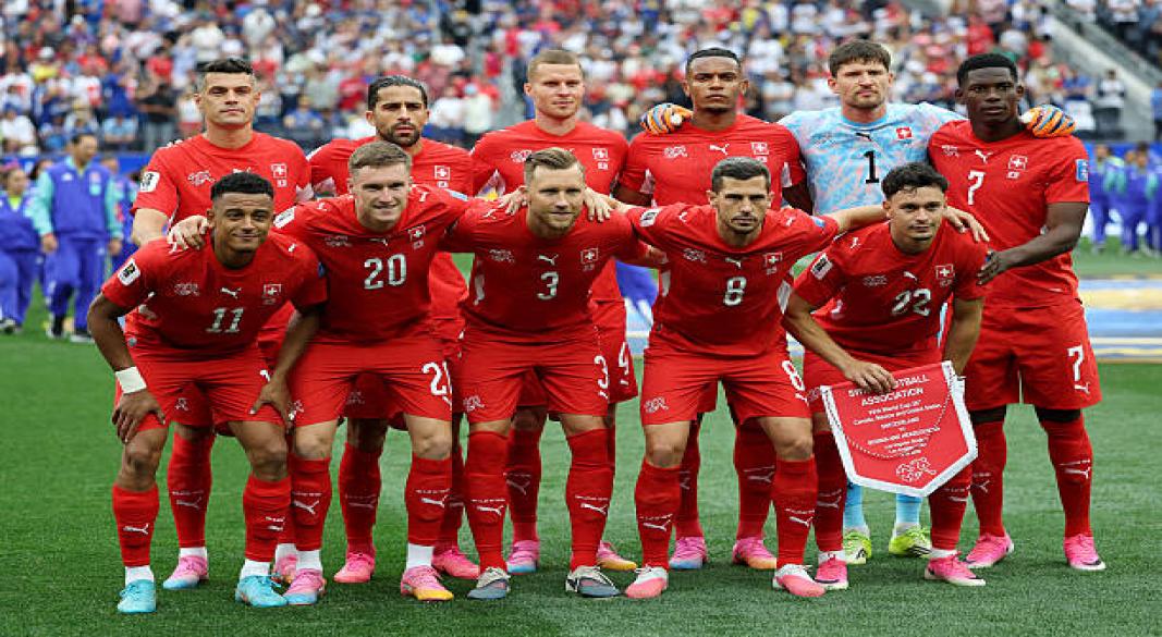 سويسرا