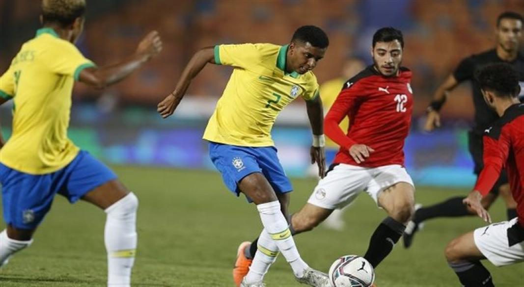 البرازيل تهيمن على تاريخ لقاءات مصر