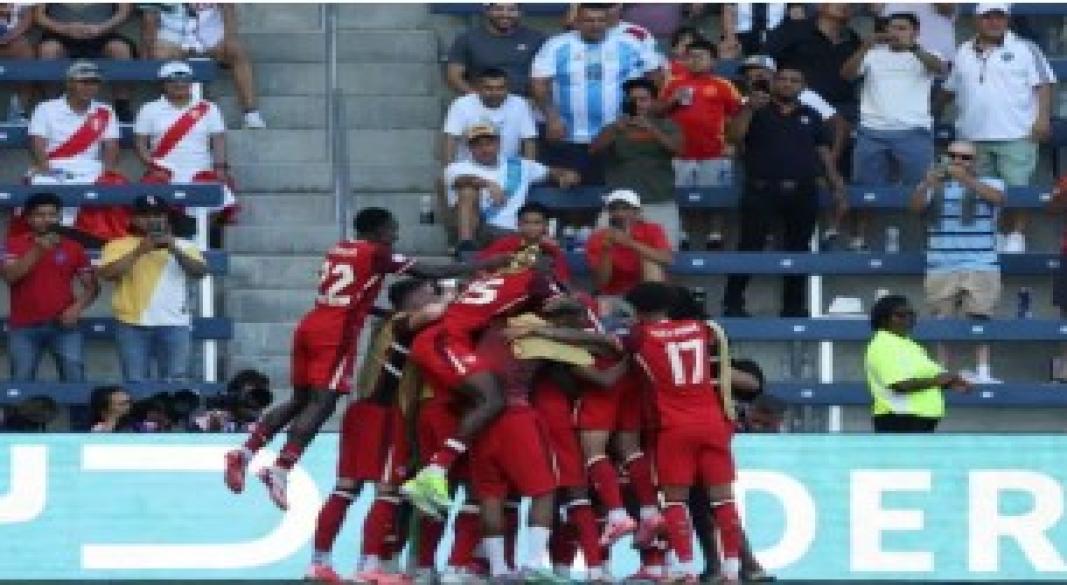 منتخب كندا